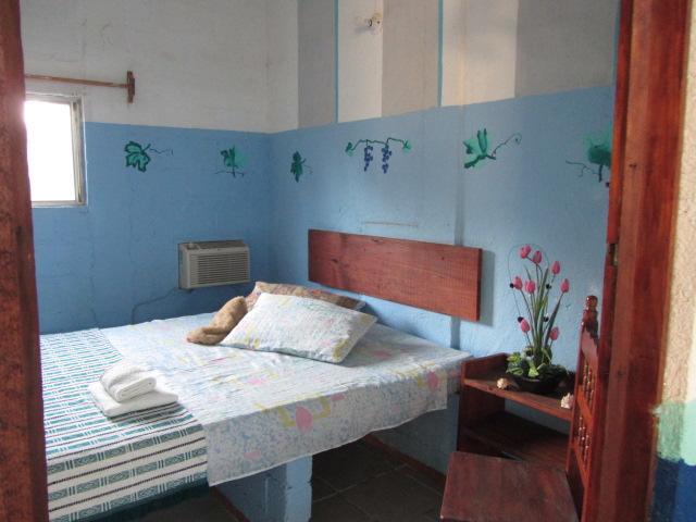 סיפוליטה Hotel Hostal Teresa מראה חיצוני תמונה