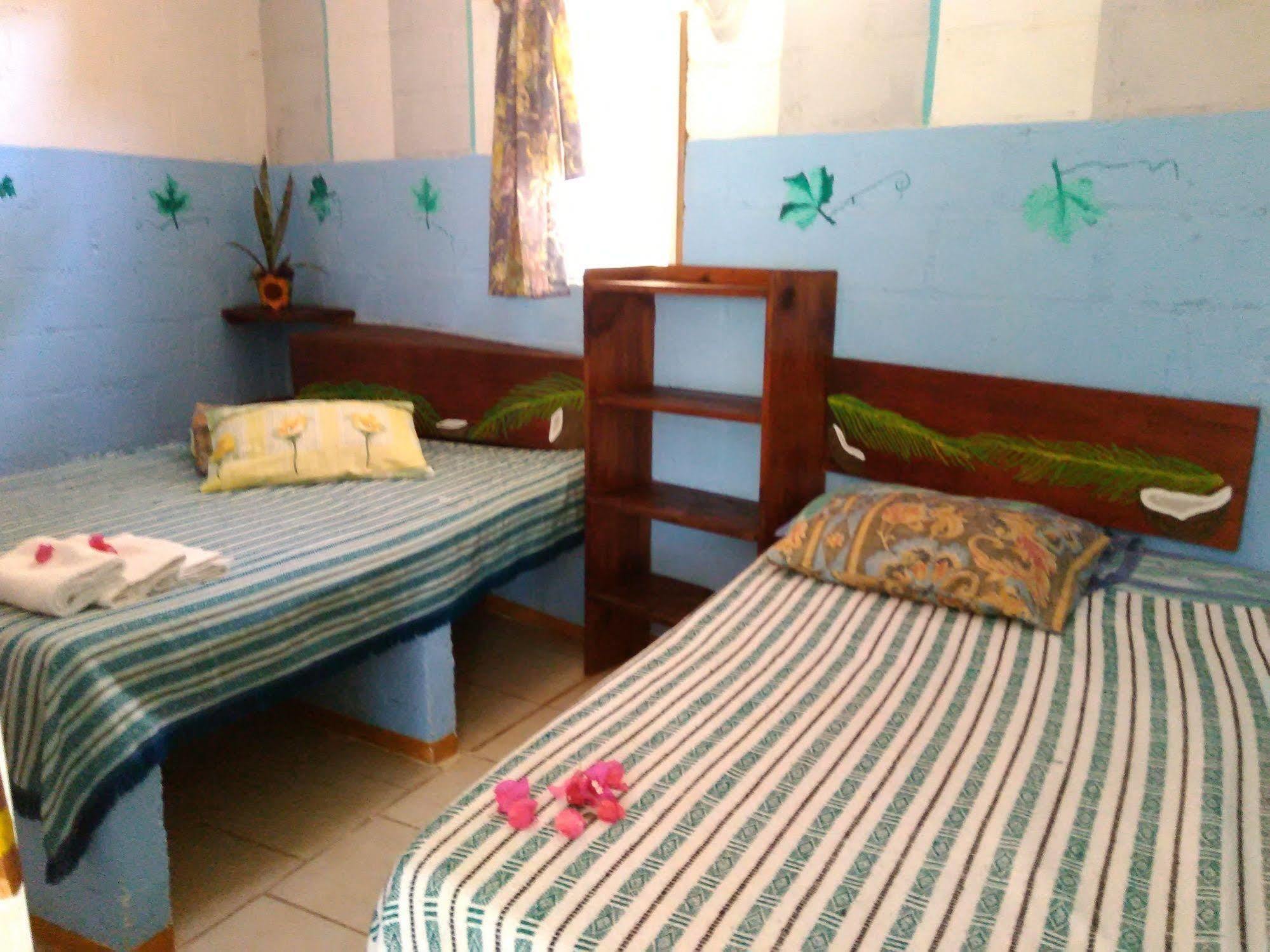 סיפוליטה Hotel Hostal Teresa מראה חיצוני תמונה